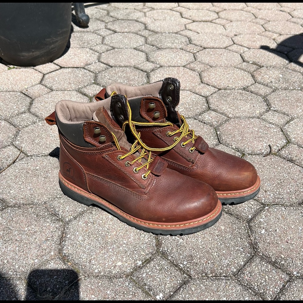 Men’s 11 Elk Woods leather work boots